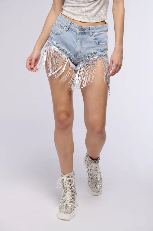 Cargo shorts – Loose-fitting shorts with large side pockets, often made from durable material for a utilitarian look.Cargo shorts – Loose-fitting shorts with large side pockets, often made from durable material for a utilitarian look.HAD ENOUGH DISTRESSED DENIM MINI SHORT