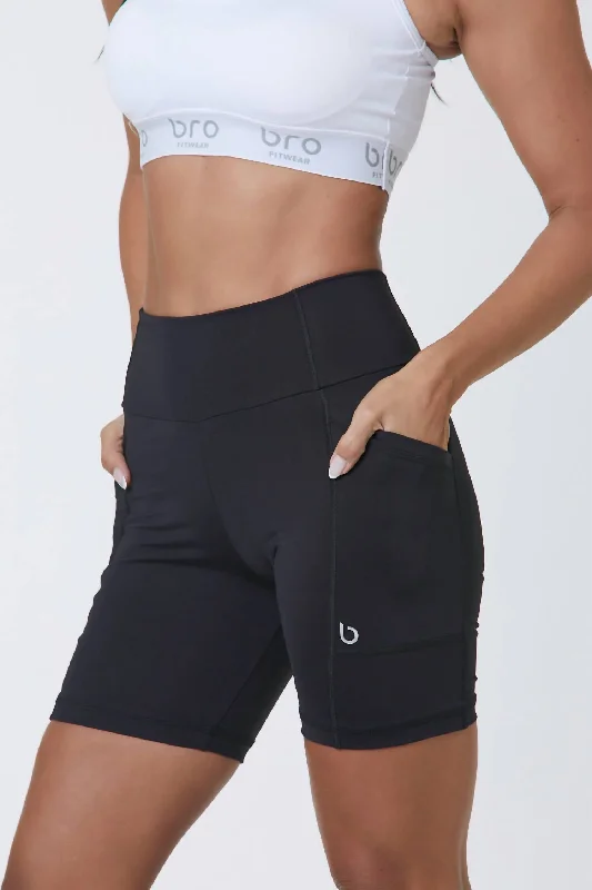 Boyfriend shorts – Relaxed, loose-fit shorts with a slightly longer inseam, often rolled up at the hem for a casual appearance.Boyfriend shorts – Relaxed, loose-fit shorts with a slightly longer inseam, often rolled up at the hem for a casual appearance.Montana 6" Biker Shorts In Black Boyfriend shorts – Relaxed, loose-fit shorts with a slightly longer inseam, often rolled up at the hem for a casual appearance.Boyfriend shorts – Relaxed, loose-fit shorts with a slightly longer inseam, often rolled up at the hem for a casual appearance.Montana 6" Biker Shorts In Black