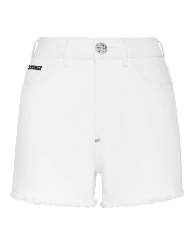 Button-front shorts – Shorts with a button-up closure at the front for a chic, stylish detail.Button-front shorts – Shorts with a button-up closure at the front for a chic, stylish detail.Denim Hot Pants Love Button-front shorts – Shorts with a button-up closure at the front for a chic, stylish detail.Button-front shorts – Shorts with a button-up closure at the front for a chic, stylish detail.Denim Hot Pants Love