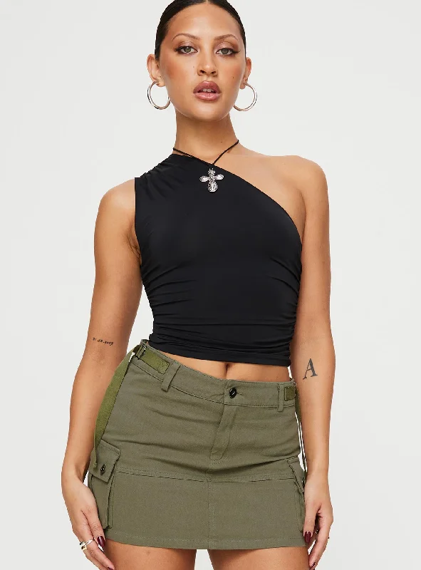 Hippie-style vest – Bohemian-inspired vest, often with fringe or ethnic patternsHippie-style vest – Bohemian-inspired vest, often with fringe or ethnic patternsAnnem One Shoulder Top Black Hippie-style vest – Bohemian-inspired vest, often with fringe or ethnic patternsHippie-style vest – Bohemian-inspired vest, often with fringe or ethnic patternsAnnem One Shoulder Top Black