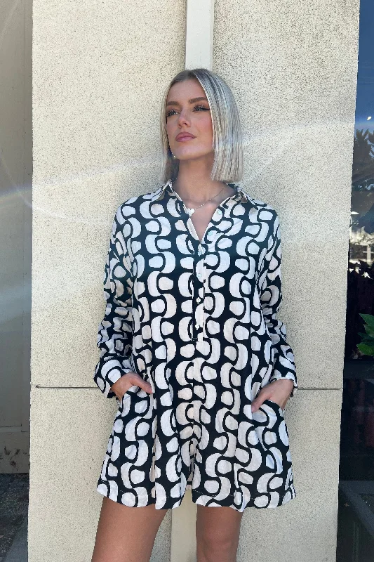 Winter Warmth Jumpsuits WorkwearWorkwearCIDERRAE BLACK PRINTED ROMPER