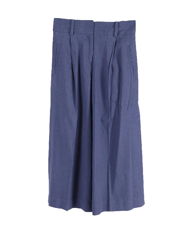 Paperbag waist trousers – Trousers with a gathered waistband, often cinched with a belt for added style.Paperbag waist trousers – Trousers with a gathered waistband, often cinched with a belt for added style.Diane Von Furstenberg Flared Cropped Trousers in Blue Linen Paperbag waist trousers – Trousers with a gathered waistband, often cinched with a belt for added style.Paperbag waist trousers – Trousers with a gathered waistband, often cinched with a belt for added style.Diane Von Furstenberg Flared Cropped Trousers in Blue Linen