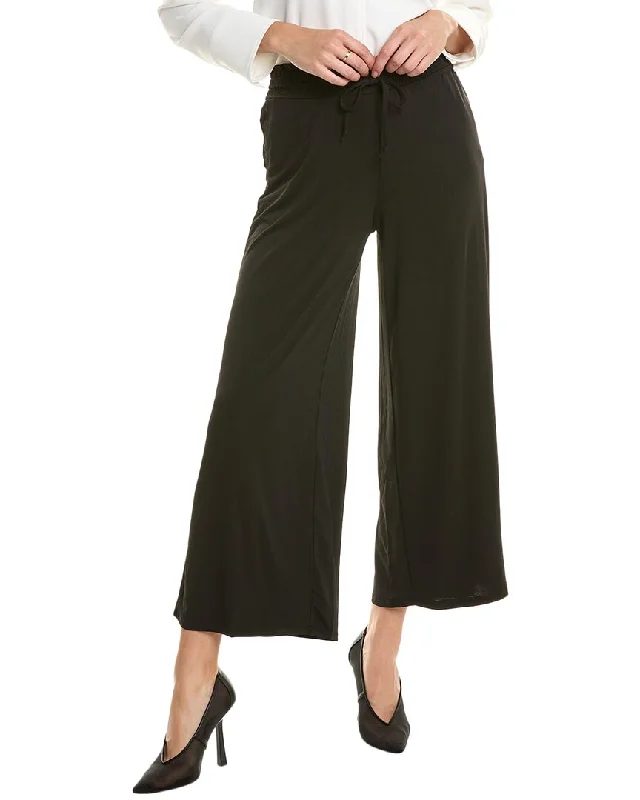 Cropped trousers – Trousers that are shortened to a length above the ankle.Cropped trousers – Trousers that are shortened to a length above the ankle.Ellen Tracy womens Wide Leg Pant, xs, Black Cropped trousers – Trousers that are shortened to a length above the ankle.Cropped trousers – Trousers that are shortened to a length above the ankle.Ellen Tracy womens Wide Leg Pant, xs, Black