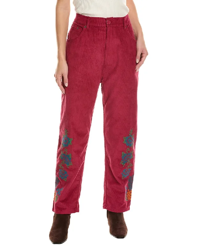 Chinos – Casual, often cotton trousers with a slightly tapered or straight-leg fit, great for everyday wear.Chinos – Casual, often cotton trousers with a slightly tapered or straight-leg fit, great for everyday wear.FARM Rio Embroidered Corduroy Pant Chinos – Casual, often cotton trousers with a slightly tapered or straight-leg fit, great for everyday wear.Chinos – Casual, often cotton trousers with a slightly tapered or straight-leg fit, great for everyday wear.FARM Rio Embroidered Corduroy Pant