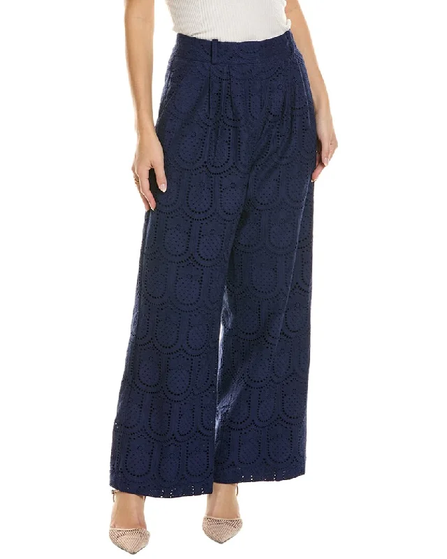 Cargo trousers – Loose-fitting trousers with large pockets on the sides, often made from durable materials.Cargo trousers – Loose-fitting trousers with large pockets on the sides, often made from durable materials.FARM Rio Pineapple Eyelet Pant Cargo trousers – Loose-fitting trousers with large pockets on the sides, often made from durable materials.Cargo trousers – Loose-fitting trousers with large pockets on the sides, often made from durable materials.FARM Rio Pineapple Eyelet Pant