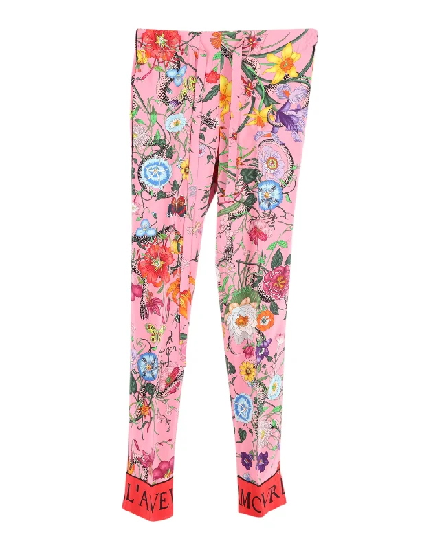 Button-front trousers – Trousers that feature a row of buttons along the waistband for a stylish detail.Button-front trousers – Trousers that feature a row of buttons along the waistband for a stylish detail.Gucci Snake Flora Print Trousers in Pink Silk Button-front trousers – Trousers that feature a row of buttons along the waistband for a stylish detail.Button-front trousers – Trousers that feature a row of buttons along the waistband for a stylish detail.Gucci Snake Flora Print Trousers in Pink Silk