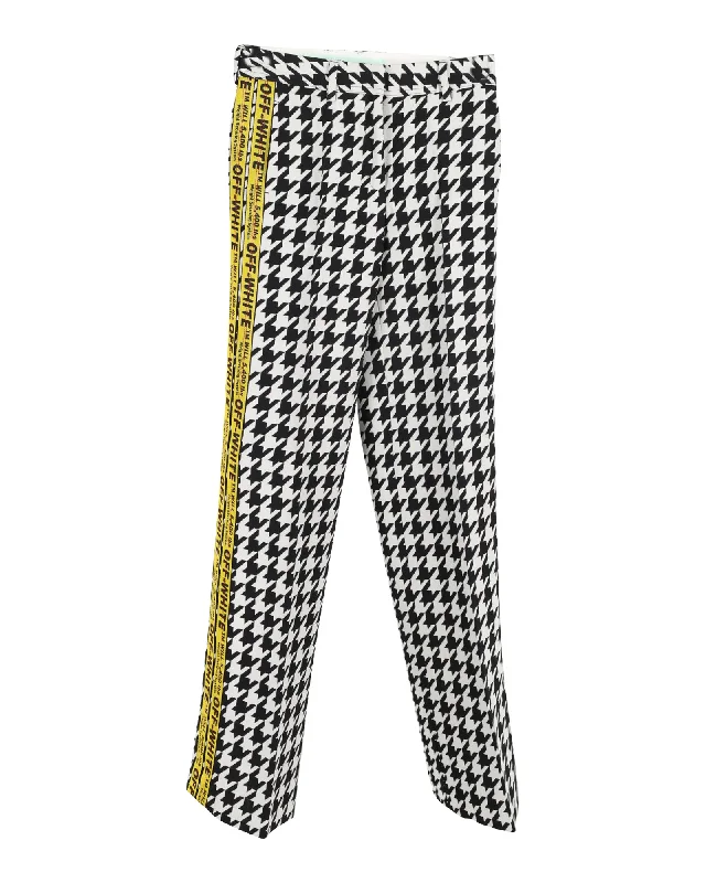 Flared trousers – Trousers with a gradual flare from the knee down, often associated with retro or 1970s fashion.Flared trousers – Trousers with a gradual flare from the knee down, often associated with retro or 1970s fashion.Off-White Logo-Trimmed Houndstooth Pants in Black and White Wool Flared trousers – Trousers with a gradual flare from the knee down, often associated with retro or 1970s fashion.Flared trousers – Trousers with a gradual flare from the knee down, often associated with retro or 1970s fashion.Off-White Logo-Trimmed Houndstooth Pants in Black and White Wool
