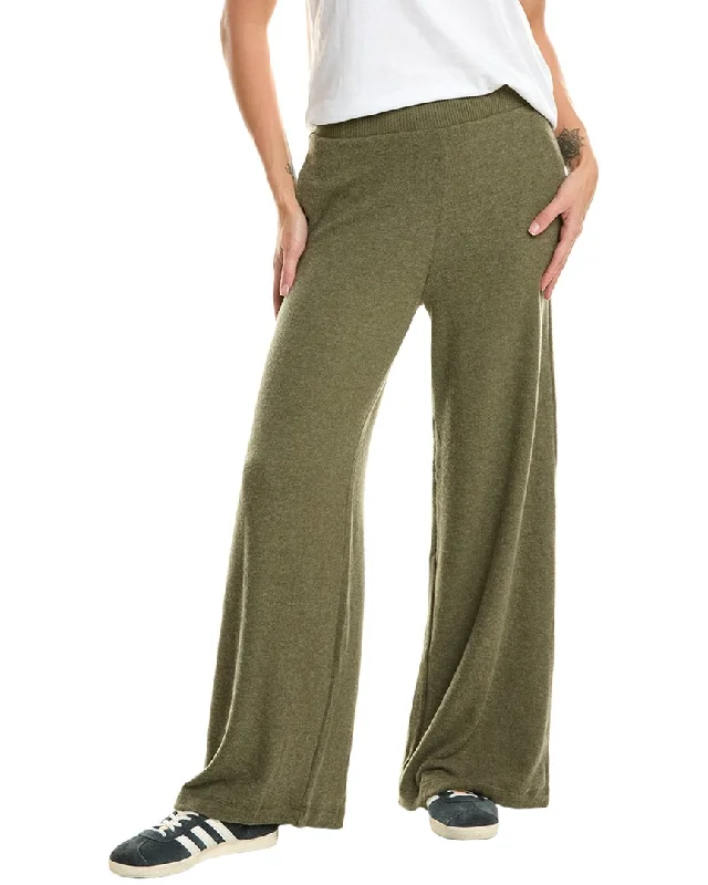 Houndstooth trousers – Trousers featuring the distinctive houndstooth pattern, typically in black and white or muted tones.Houndstooth trousers – Trousers featuring the distinctive houndstooth pattern, typically in black and white or muted tones.Project Social T Paradise Cozy Wide Leg Pant Houndstooth trousers – Trousers featuring the distinctive houndstooth pattern, typically in black and white or muted tones.Houndstooth trousers – Trousers featuring the distinctive houndstooth pattern, typically in black and white or muted tones.Project Social T Paradise Cozy Wide Leg Pant