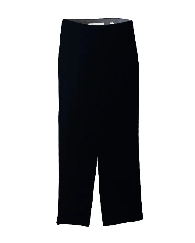 Elastic waist trousers – Trousers with an elasticated waistband for a more comfortable, stretchy fit.Elastic waist trousers – Trousers with an elasticated waistband for a more comfortable, stretchy fit.Vince Pull On Pants in Black Velvet Elastic waist trousers – Trousers with an elasticated waistband for a more comfortable, stretchy fit.Elastic waist trousers – Trousers with an elasticated waistband for a more comfortable, stretchy fit.Vince Pull On Pants in Black Velvet