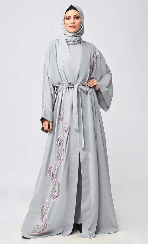 Zipper closure – With zippers, zip-upZipper closure – With zippers, zip-upBuy Modest Islamic Embroidered Detailing Shrug\Bisht Zipper closure – With zippers, zip-upZipper closure – With zippers, zip-upBuy Modest Islamic Embroidered Detailing Shrug\Bisht