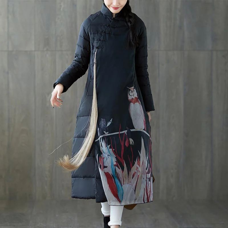 Oversized – Loose, relaxed fitOversized – Loose, relaxed fitWarm black print down coat oversized stand collar patchwork down jacket Casual Chinese Button down coat