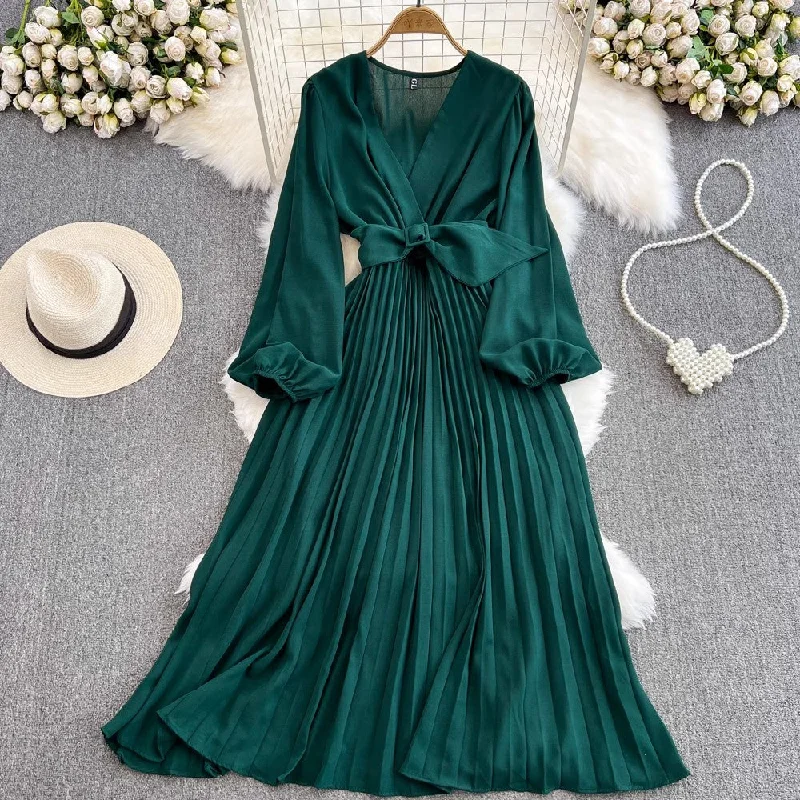 Tea-length dress – Dress that falls between the knee and ankle, perfect for more formal or vintage-inspired occasions.Tea-length dress – Dress that falls between the knee and ankle, perfect for more formal or vintage-inspired occasions.lantern long-sleeved V-neck A-line pleated dress elegant long skirt S4044 Tea-length dress – Dress that falls between the knee and ankle, perfect for more formal or vintage-inspired occasions.Tea-length dress – Dress that falls between the knee and ankle, perfect for more formal or vintage-inspired occasions.lantern long-sleeved V-neck A-line pleated dress elegant long skirt S4044