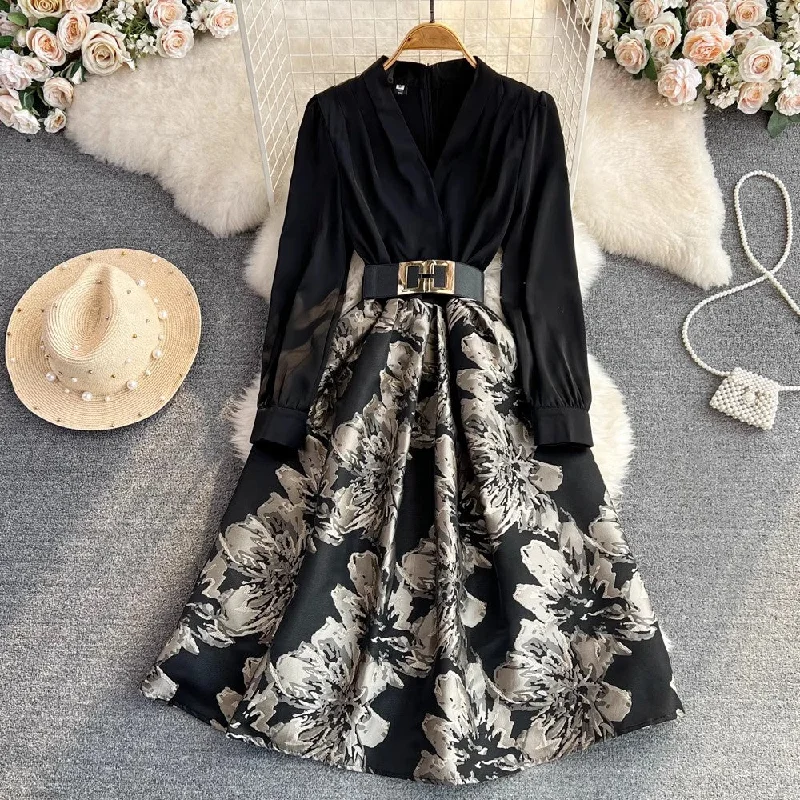 Tulle dress – Dress made with soft, voluminous tulle fabric, often worn for formal occasions or as part of a bridal outfit.Tulle dress – Dress made with soft, voluminous tulle fabric, often worn for formal occasions or as part of a bridal outfit.long-sleeved V-neck printed A-line dress elegant long skirt S4146 Tulle dress – Dress made with soft, voluminous tulle fabric, often worn for formal occasions or as part of a bridal outfit.Tulle dress – Dress made with soft, voluminous tulle fabric, often worn for formal occasions or as part of a bridal outfit.long-sleeved V-neck printed A-line dress elegant long skirt S4146