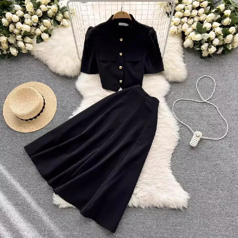 Balloon skirt – Skirt that is voluminous at the bottom and gathered at the waist for a dramatic effect.Balloon skirt – Skirt that is voluminous at the bottom and gathered at the waist for a dramatic effect.women's short-sleeved top mid-length skirt two-piece set     S4570