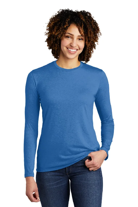 Long sleeve – Full-length sleeve, great for layeringLong sleeve – Full-length sleeve, great for layeringAllmade Womens Long Sleeve Crewneck T-Shirt - Azure Blue Long sleeve – Full-length sleeve, great for layeringLong sleeve – Full-length sleeve, great for layeringAllmade Womens Long Sleeve Crewneck T-Shirt - Azure Blue