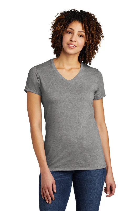 V-neck – V-shaped neckline for a more flattering lookV-neck – V-shaped neckline for a more flattering lookAllmade Womens Short Sleeve V-Neck T-Shirt - Aluminum Grey V-neck – V-shaped neckline for a more flattering lookV-neck – V-shaped neckline for a more flattering lookAllmade Womens Short Sleeve V-Neck T-Shirt - Aluminum Grey