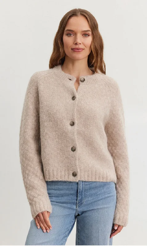 Ribbed – Sweater with textured, vertical stripesRibbed – Sweater with textured, vertical stripesChantal Cardigan Ribbed – Sweater with textured, vertical stripesRibbed – Sweater with textured, vertical stripesChantal Cardigan