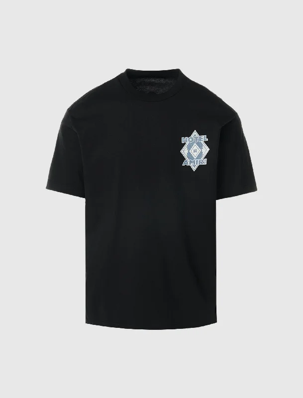 Asymmetrical – Uneven hem or design, adds a modern twistAsymmetrical – Uneven hem or design, adds a modern twistHOTEL TEE