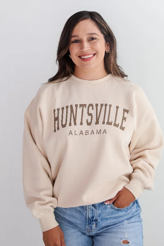 Crew neck – Round neck, classic styleCrew neck – Round neck, classic styleIvory Huntsville Alabama Sweatshirt Crew neck – Round neck, classic styleCrew neck – Round neck, classic styleIvory Huntsville Alabama Sweatshirt