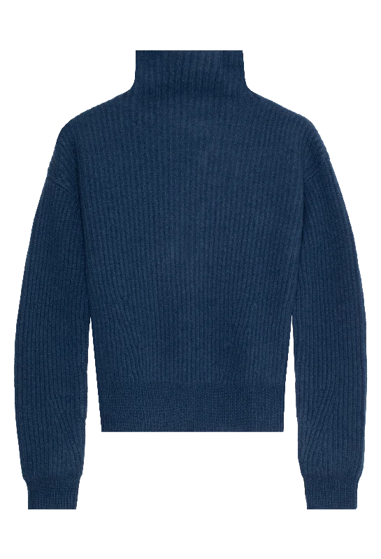 Fitted – Snug, form-fitting styleFitted – Snug, form-fitting styleThick Ribbed Turtleneck Fitted – Snug, form-fitting styleFitted – Snug, form-fitting styleThick Ribbed Turtleneck