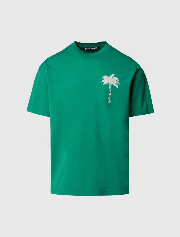 Tie-dye – Colorful, patterned T-shirt created with a tie-dye techniqueTie-dye – Colorful, patterned T-shirt created with a tie-dye techniqueTHE PALM TEE Tie-dye – Colorful, patterned T-shirt created with a tie-dye techniqueTie-dye – Colorful, patterned T-shirt created with a tie-dye techniqueTHE PALM TEE