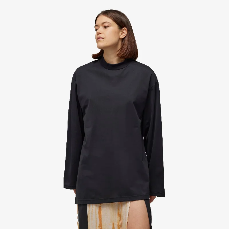 Tunic – Longer T-shirt, often reaching the hips or thighs, worn as a tunic topTunic – Longer T-shirt, often reaching the hips or thighs, worn as a tunic topY-3 | PREMIUM LOOSE LONG SLEEVE TEE  { BLACK