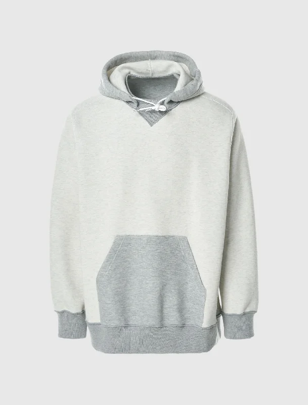 V-neck – V-shaped neckline for a more flattering lookV-neck – V-shaped neckline for a more flattering lookSPONGE SWEAT HOODIE V-neck – V-shaped neckline for a more flattering lookV-neck – V-shaped neckline for a more flattering lookSPONGE SWEAT HOODIE