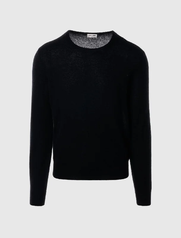 Plain/basic – Solid color, no graphics or designsPlain/basic – Solid color, no graphics or designsROUND NECK PULLOVER Plain/basic – Solid color, no graphics or designsPlain/basic – Solid color, no graphics or designsROUND NECK PULLOVER