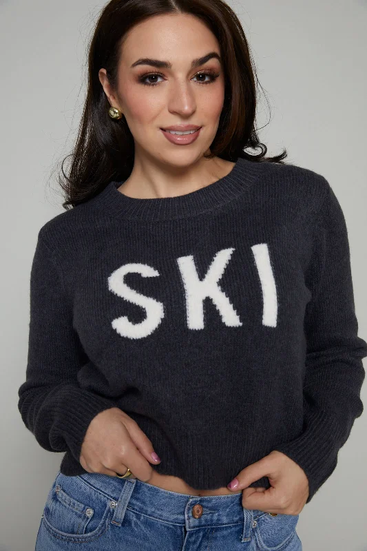 Raglan sleeve – Diagonal sleeve seams that extend to the necklineRaglan sleeve – Diagonal sleeve seams that extend to the neckline'Ski' Crew Neck Sweater Raglan sleeve – Diagonal sleeve seams that extend to the necklineRaglan sleeve – Diagonal sleeve seams that extend to the neckline'Ski' Crew Neck Sweater