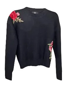 Cotton blend – Mix of cotton and synthetic fibers for comfortCotton blend – Mix of cotton and synthetic fibers for comfortSweater, Crewneck Black, Pink Flowers Cotton blend – Mix of cotton and synthetic fibers for comfortCotton blend – Mix of cotton and synthetic fibers for comfortSweater, Crewneck Black, Pink Flowers
