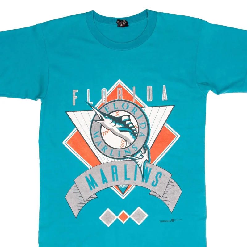 Banded hem – T-shirt with a stitched or elastic band at the bottomBanded hem – T-shirt with a stitched or elastic band at the bottomVINTAGE MLB FLORIDA MARLINS 1993 TEE SHIRT SIZE MEDIUM Banded hem – T-shirt with a stitched or elastic band at the bottomBanded hem – T-shirt with a stitched or elastic band at the bottomVINTAGE MLB FLORIDA MARLINS 1993 TEE SHIRT SIZE MEDIUM
