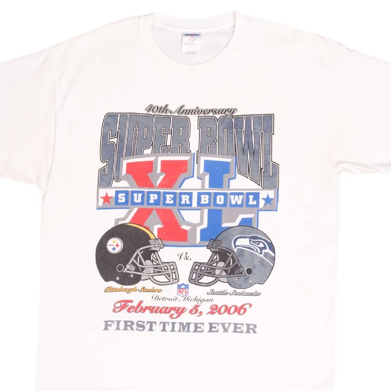 Henley – T-shirt with a buttoned placket (usually a few buttons near the collar)Henley – T-shirt with a buttoned placket (usually a few buttons near the collar)VINTAGE NFL STEELERS VS SEAHAWKS SUPER BOWL XL 2006 TEE SHIRT SIZE LARGE Henley – T-shirt with a buttoned placket (usually a few buttons near the collar)Henley – T-shirt with a buttoned placket (usually a few buttons near the collar)VINTAGE NFL STEELERS VS SEAHAWKS SUPER BOWL XL 2006 TEE SHIRT SIZE LARGE